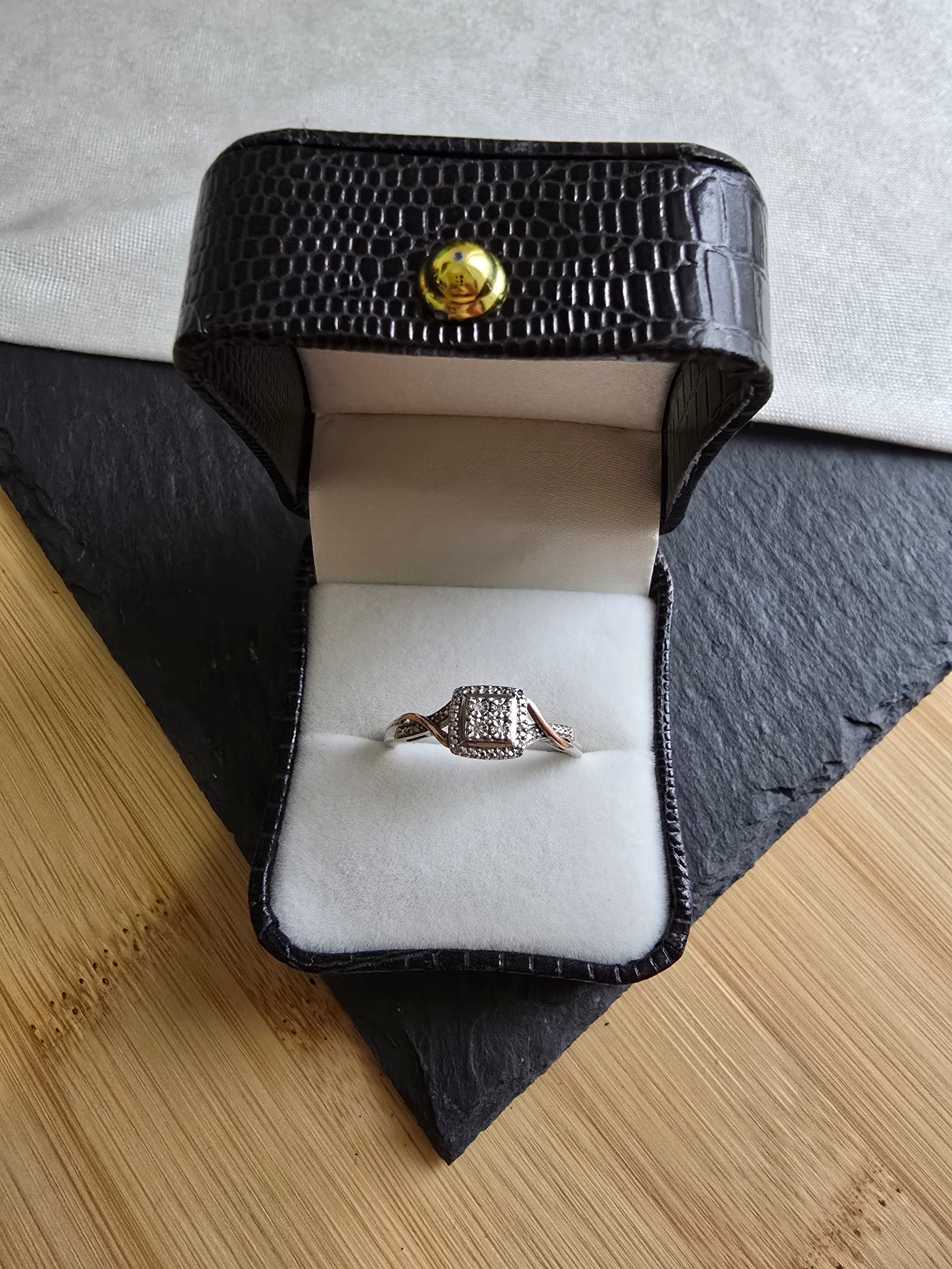 Sterling Silver & 9ct Rose Gold Diamond Illusion Set Ring