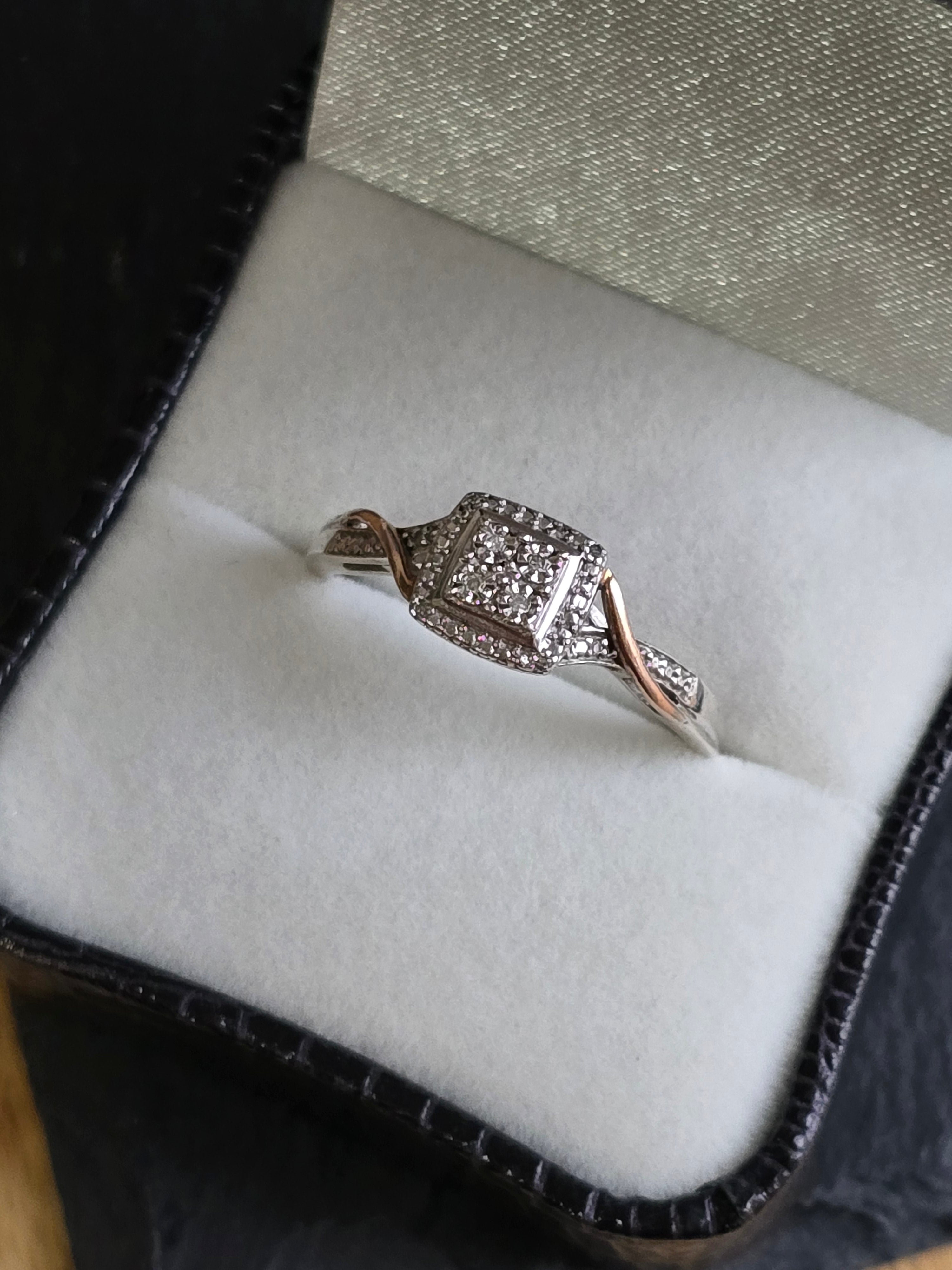 Sterling Silver & 9ct Rose Gold Diamond Illusion Set Ring