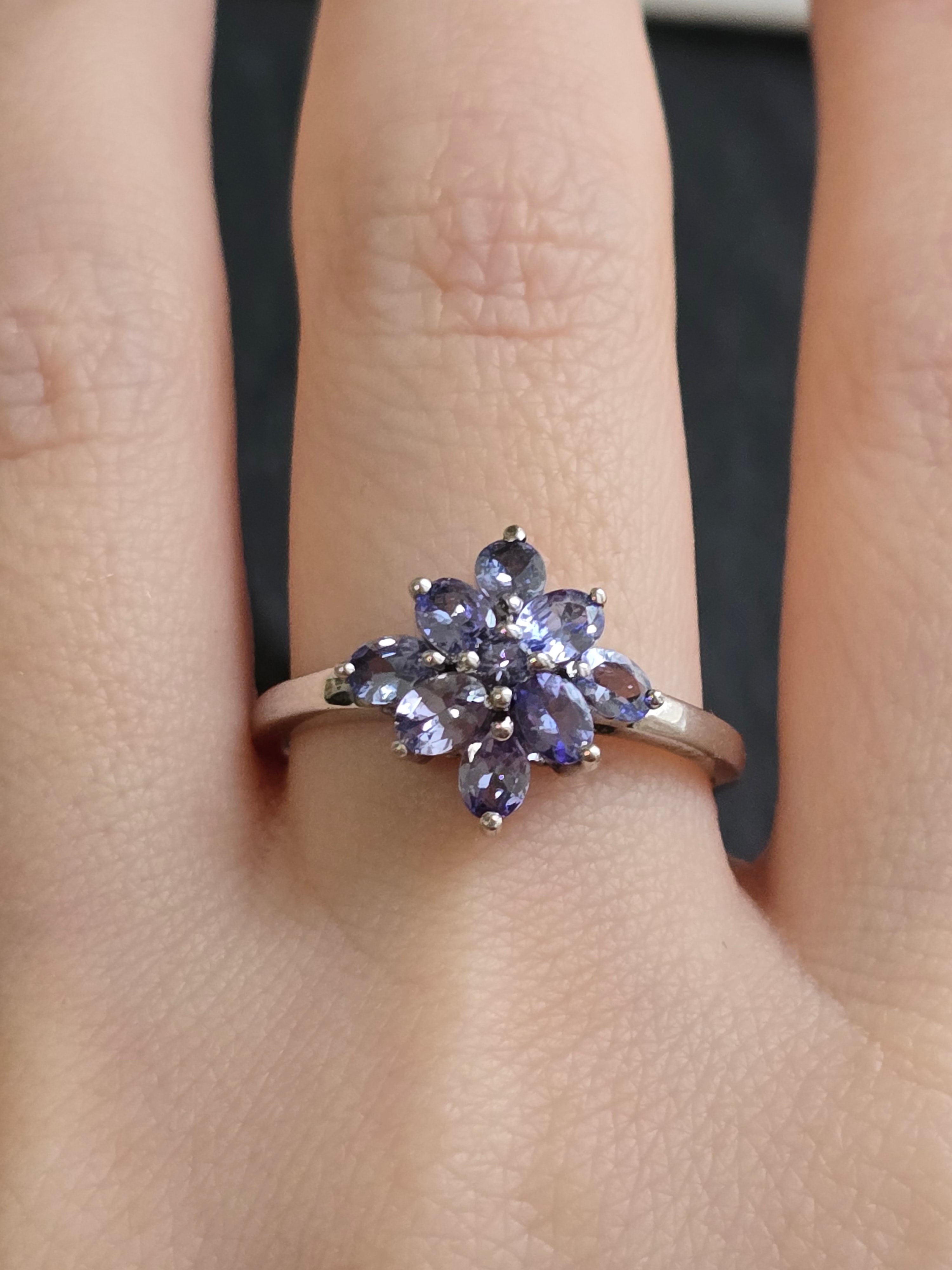 Sterling Silver Tanzanite Gemstone Ring