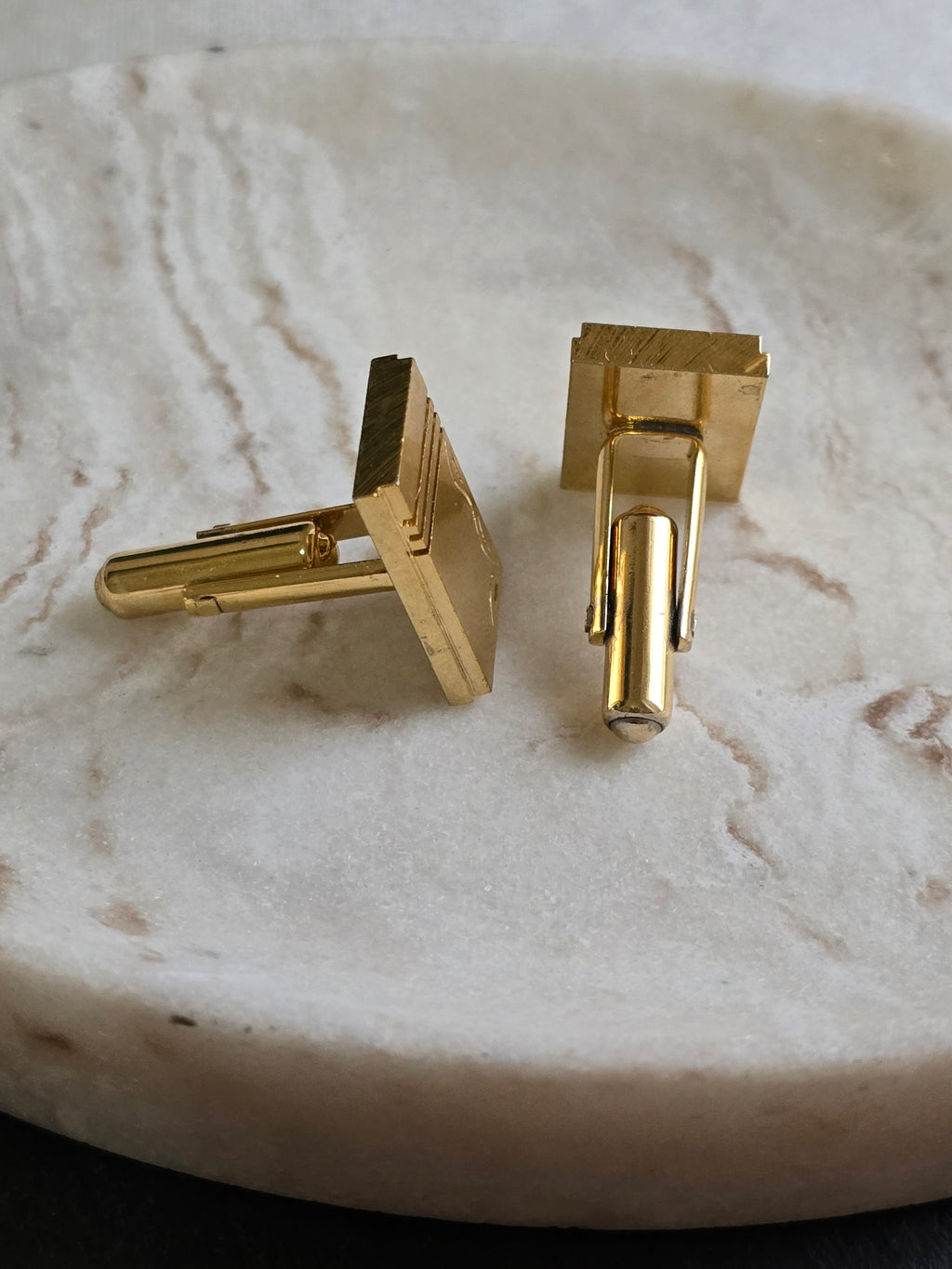 Vintage Classic Gold Tone Men's Cufflinks, Men's Accessories, Jewellery