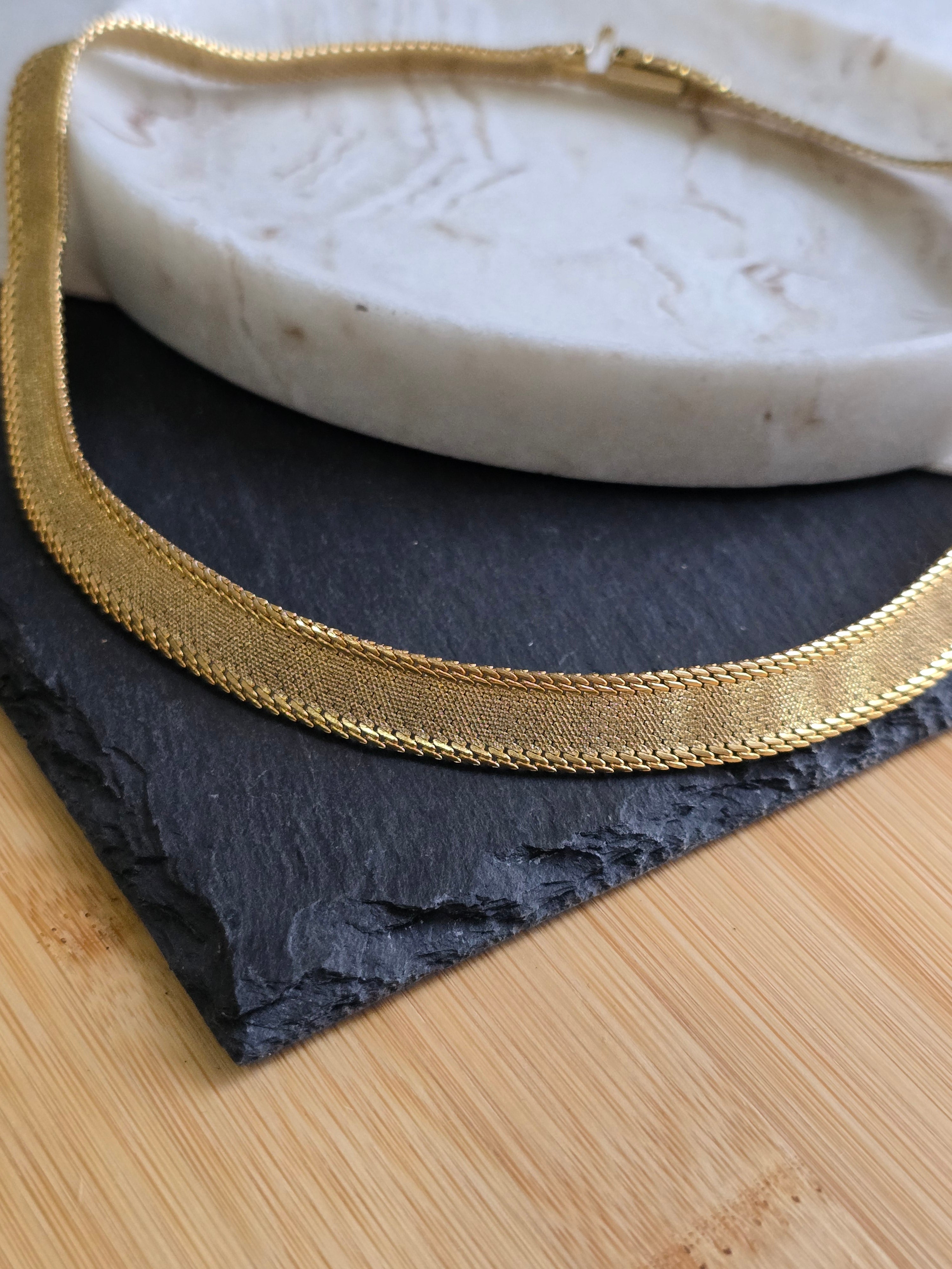 Vintage Classic & Elegant Gold Tone Choker, Vintage Costume Jewellery