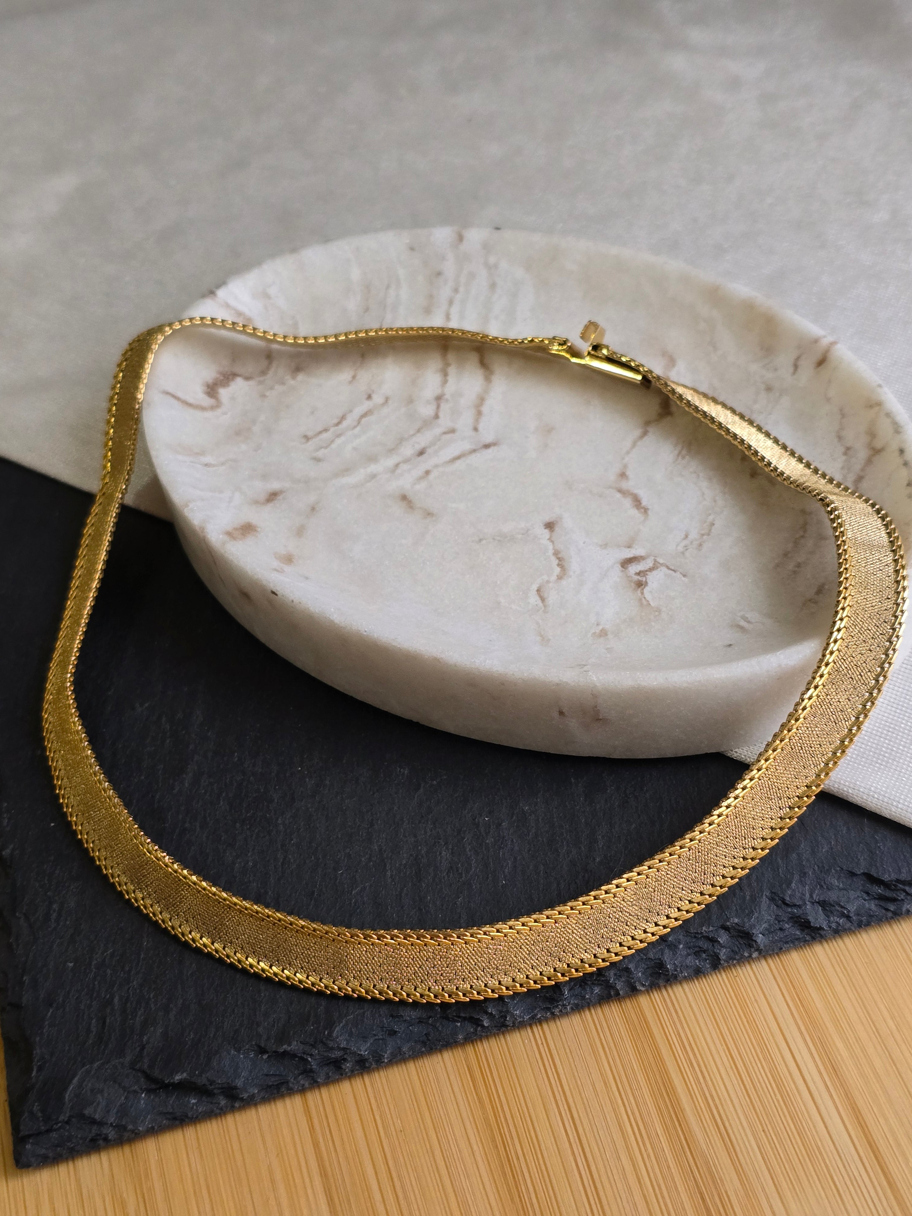 Vintage Classic & Elegant Gold Tone Choker, Vintage Costume Jewellery