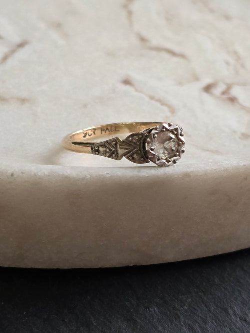 Antique Art Deco 9ct & Palladium Framed White Spinel Solitaire Ring