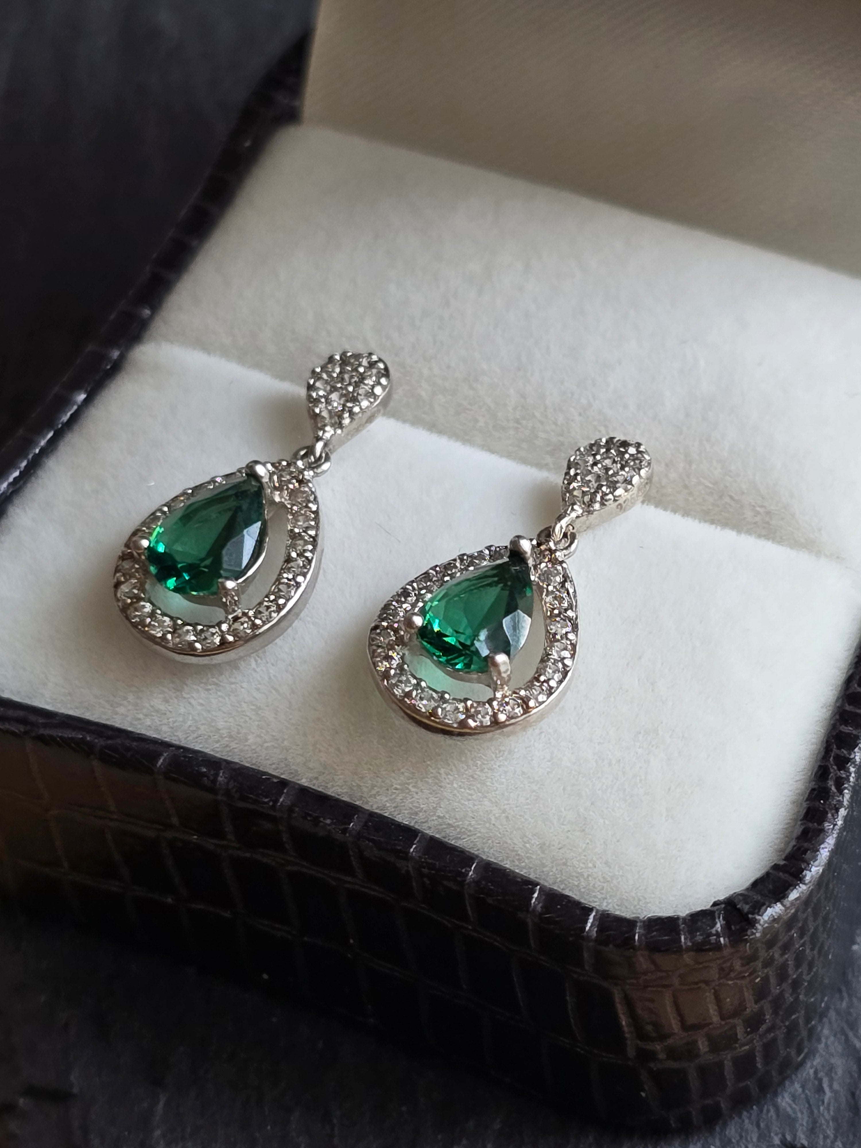 Sterling Silver Drop Dangle Pear Green Crystal Earrings