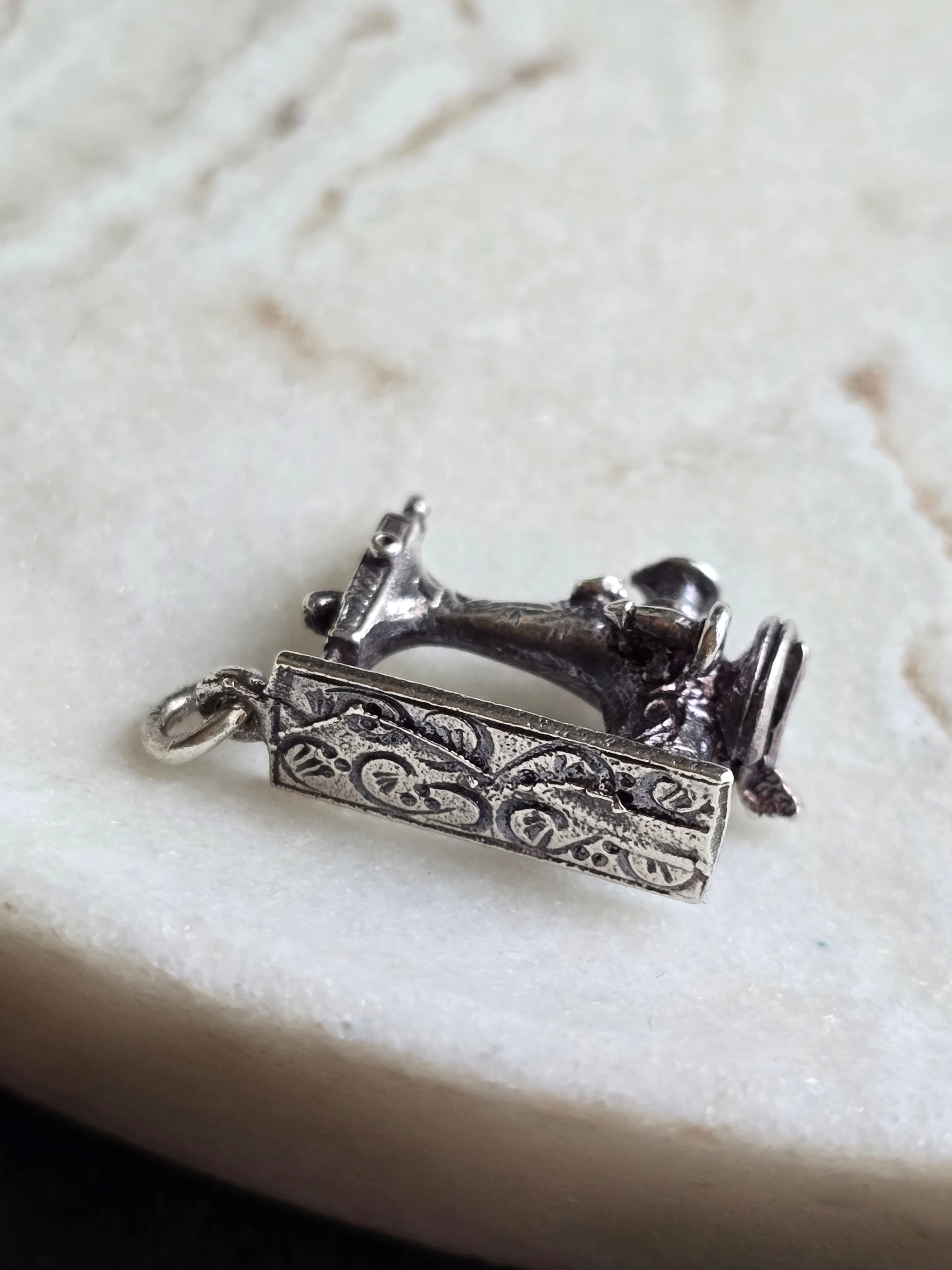 Vintage Sterling Silver Sewing Machine Hobby Charm