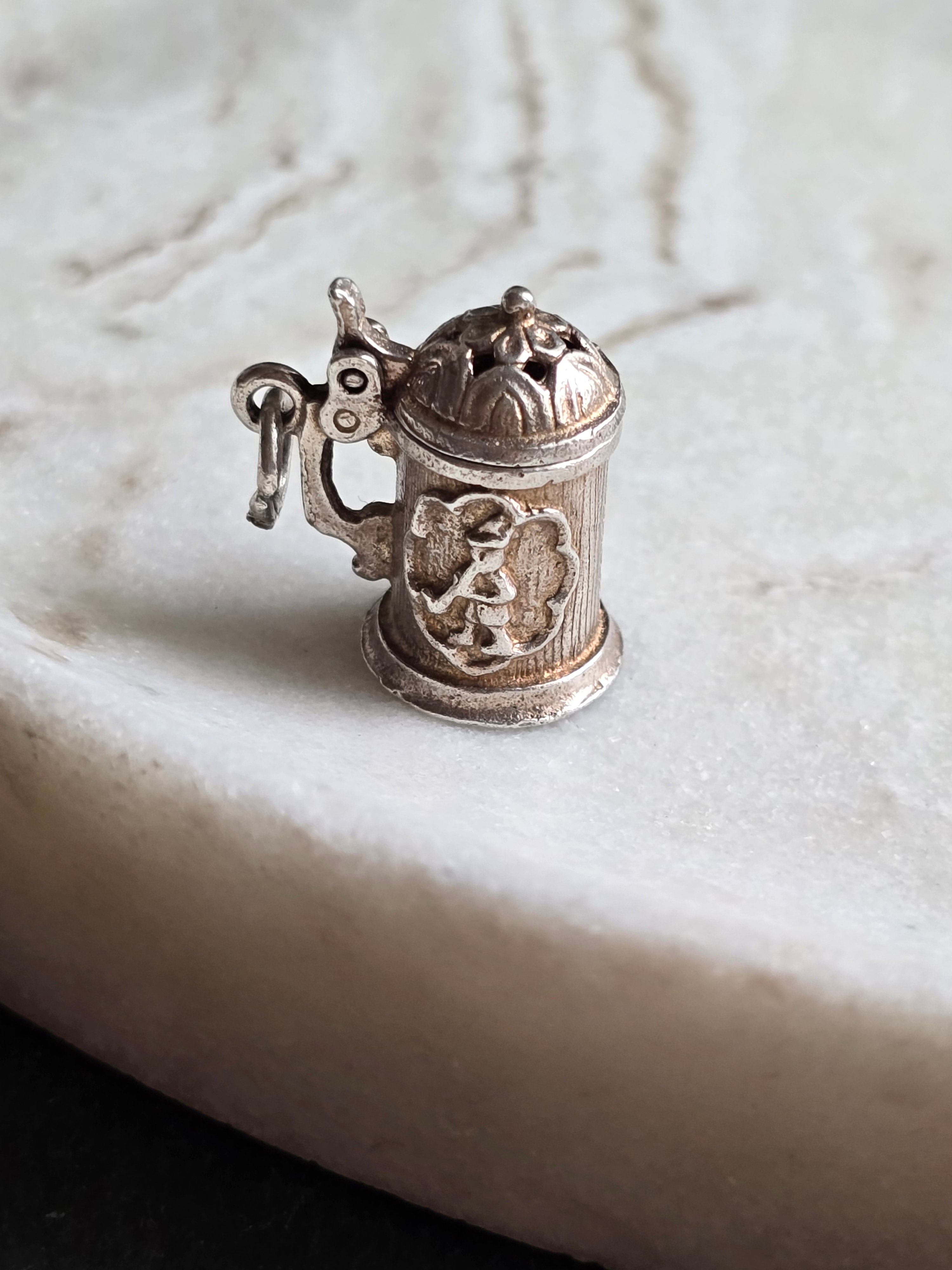 Vintage Sterling Silver Drinking Tankard Charm- Lid Opens