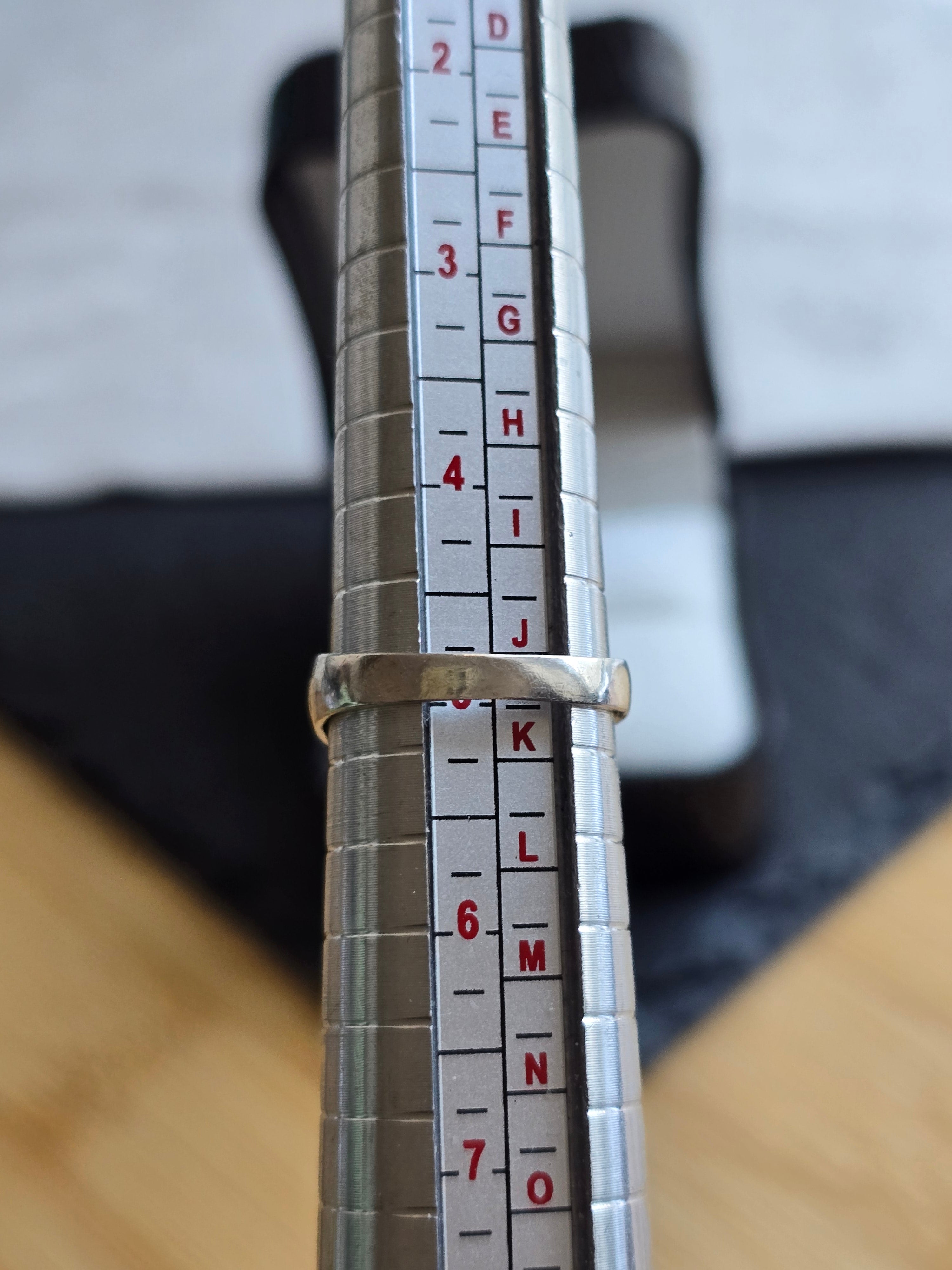 Vintage Blue Chrysoprase Gemstone Cut-out Design Ring