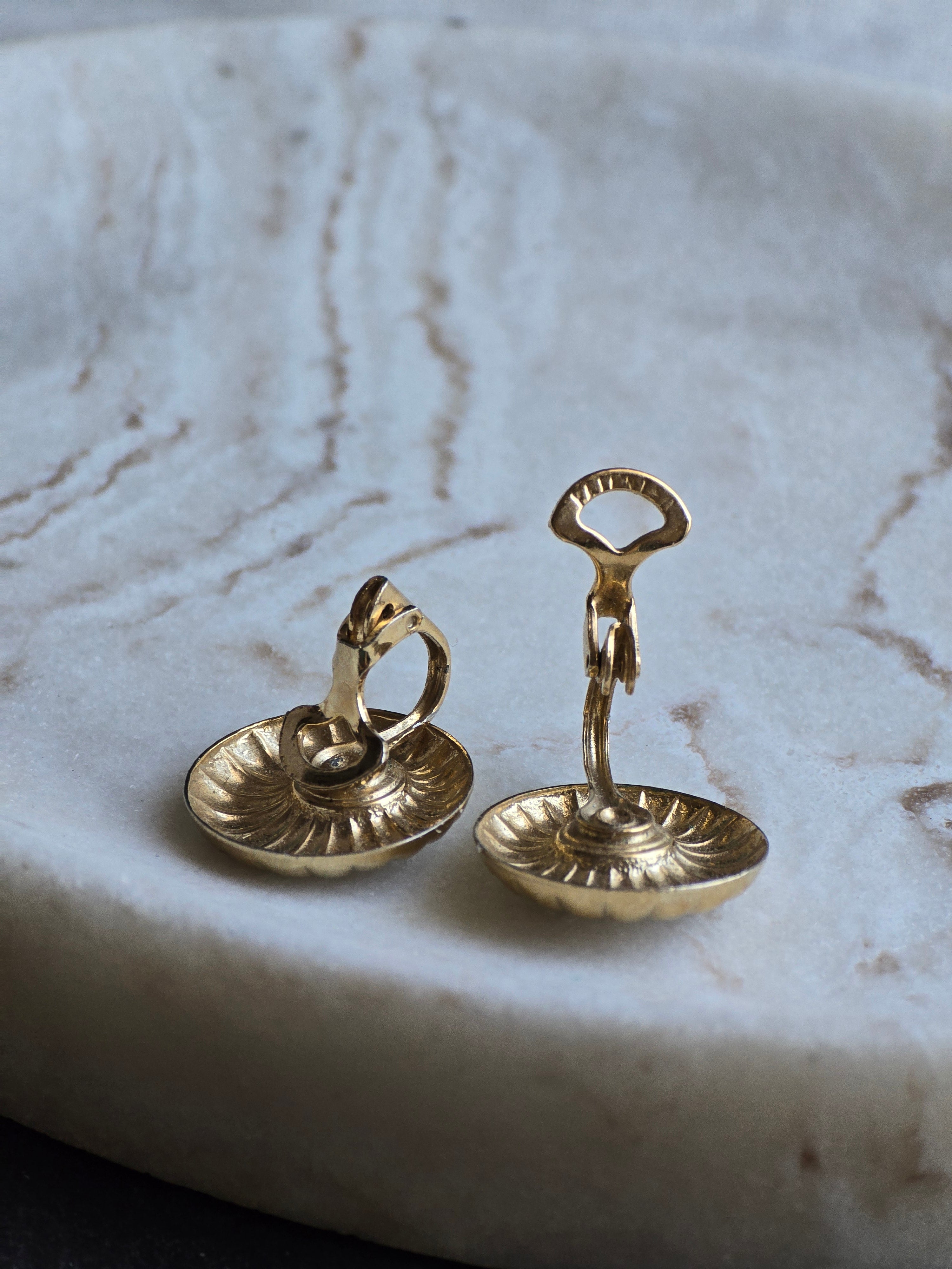 Vintage Gold Tone Faux Pearl Clip On Earrings
