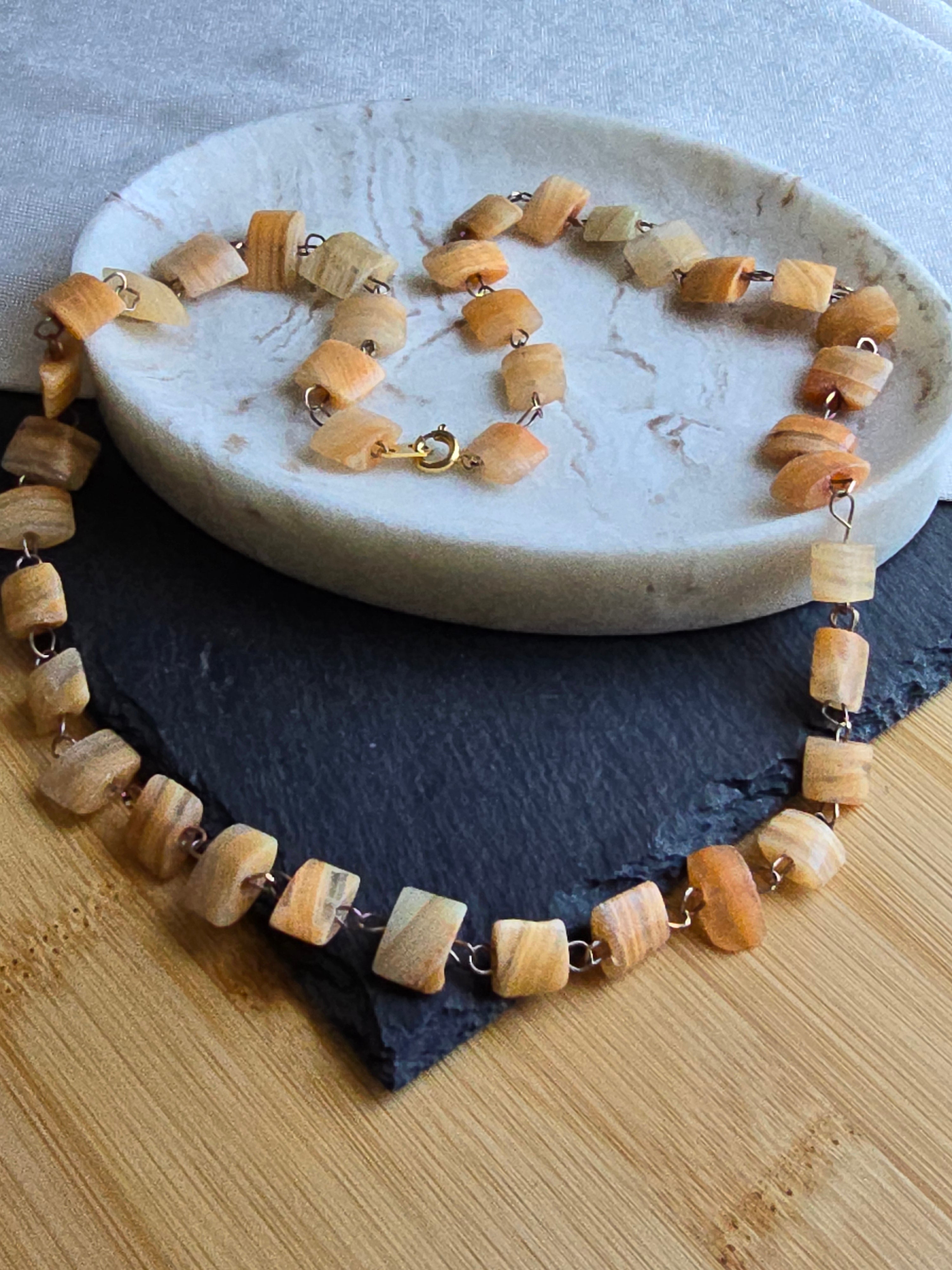 Vintage Yellow Agate Stone Slice Pale Gold Metal Necklace