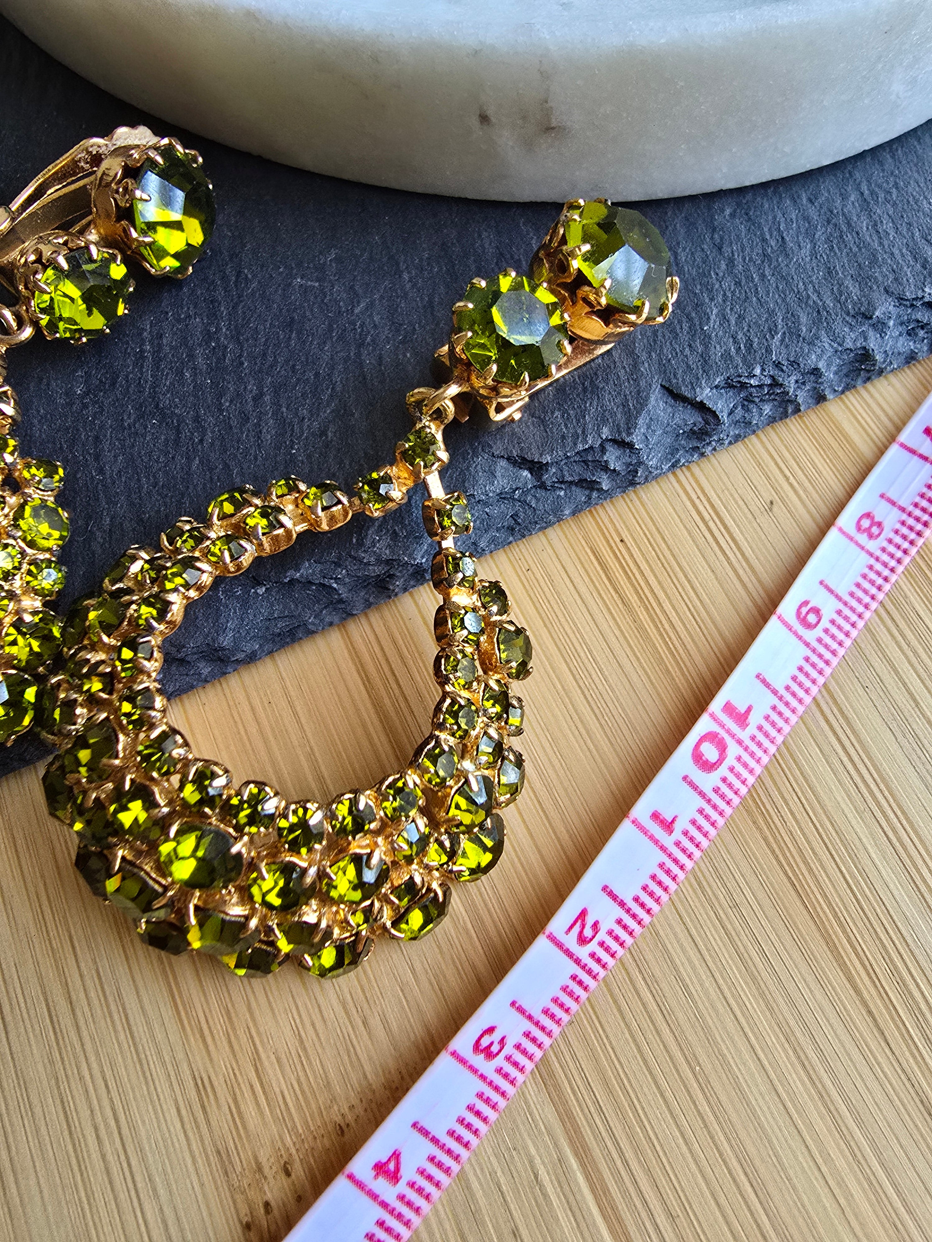 Vintage Green Rhinestone Glass Gold Plated Clip On Dangle Statement Earrings 60s