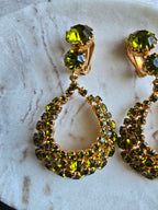 Vintage Green Rhinestone Glass Gold Plated Clip On Dangle Statement Earrings 60s
