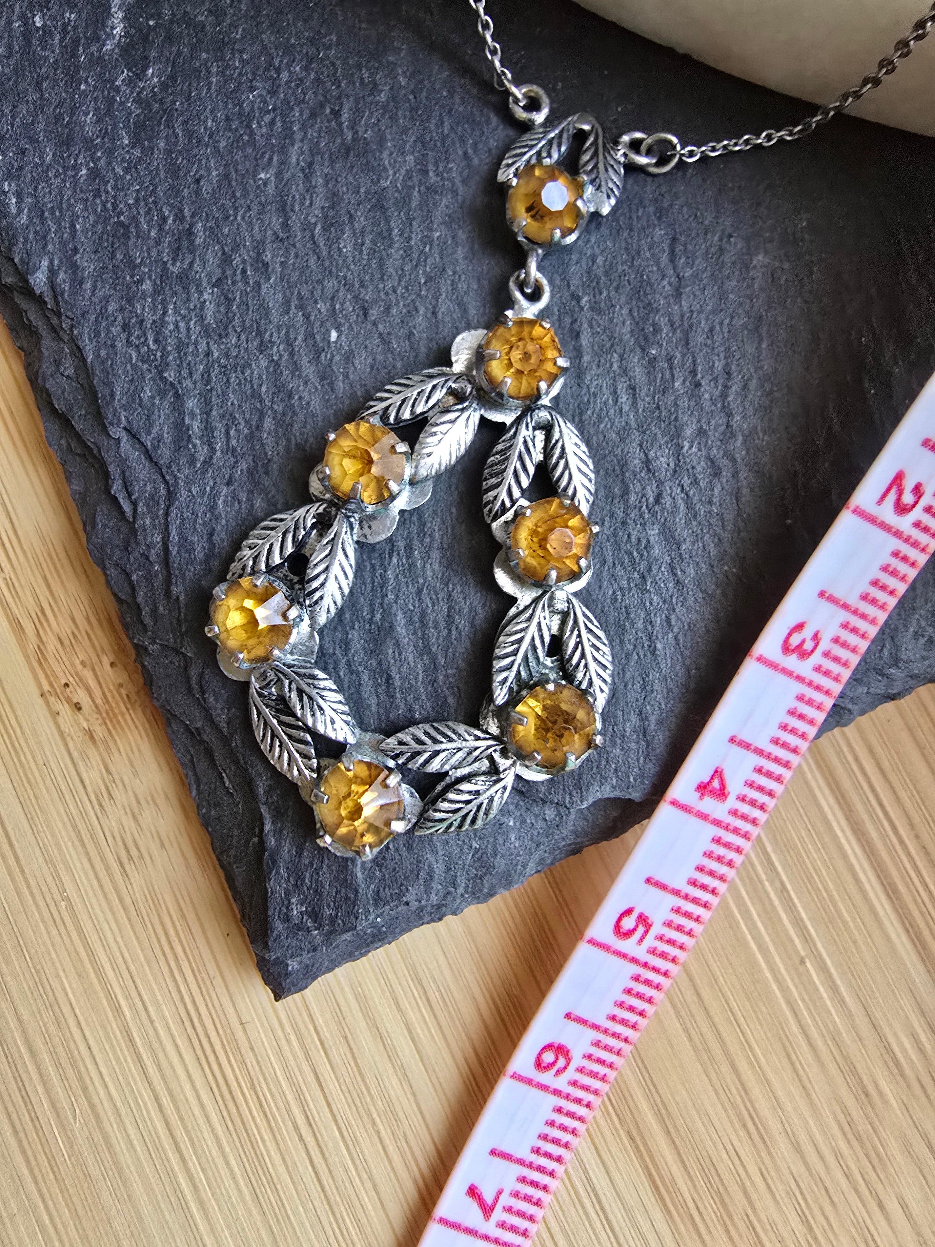 Vintage Orange Rhinestone & Leaf Design Silver Tone UV Reactive cadmium? Necklace