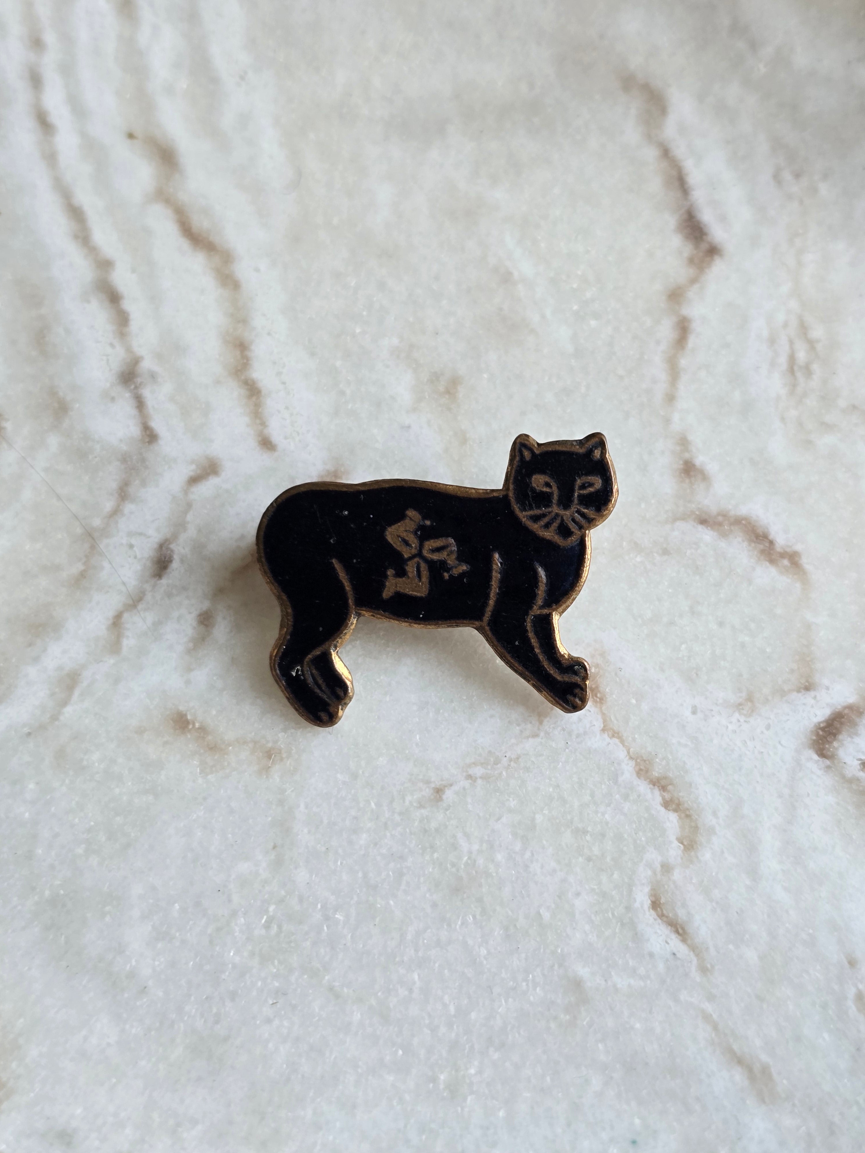 Antique Isle of Man Enamel Black Cat Pin Badge Collectable