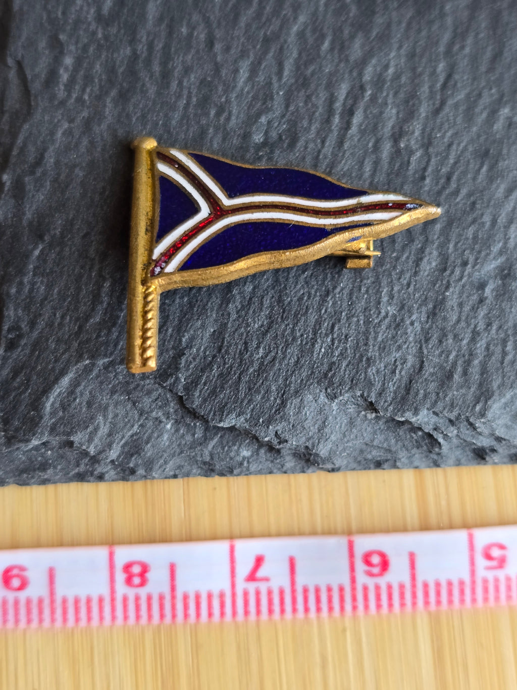 Vintage Enamel Yacht Club Burgee Flag Lapel Pin Nautical Sailing Blue Gold Tones