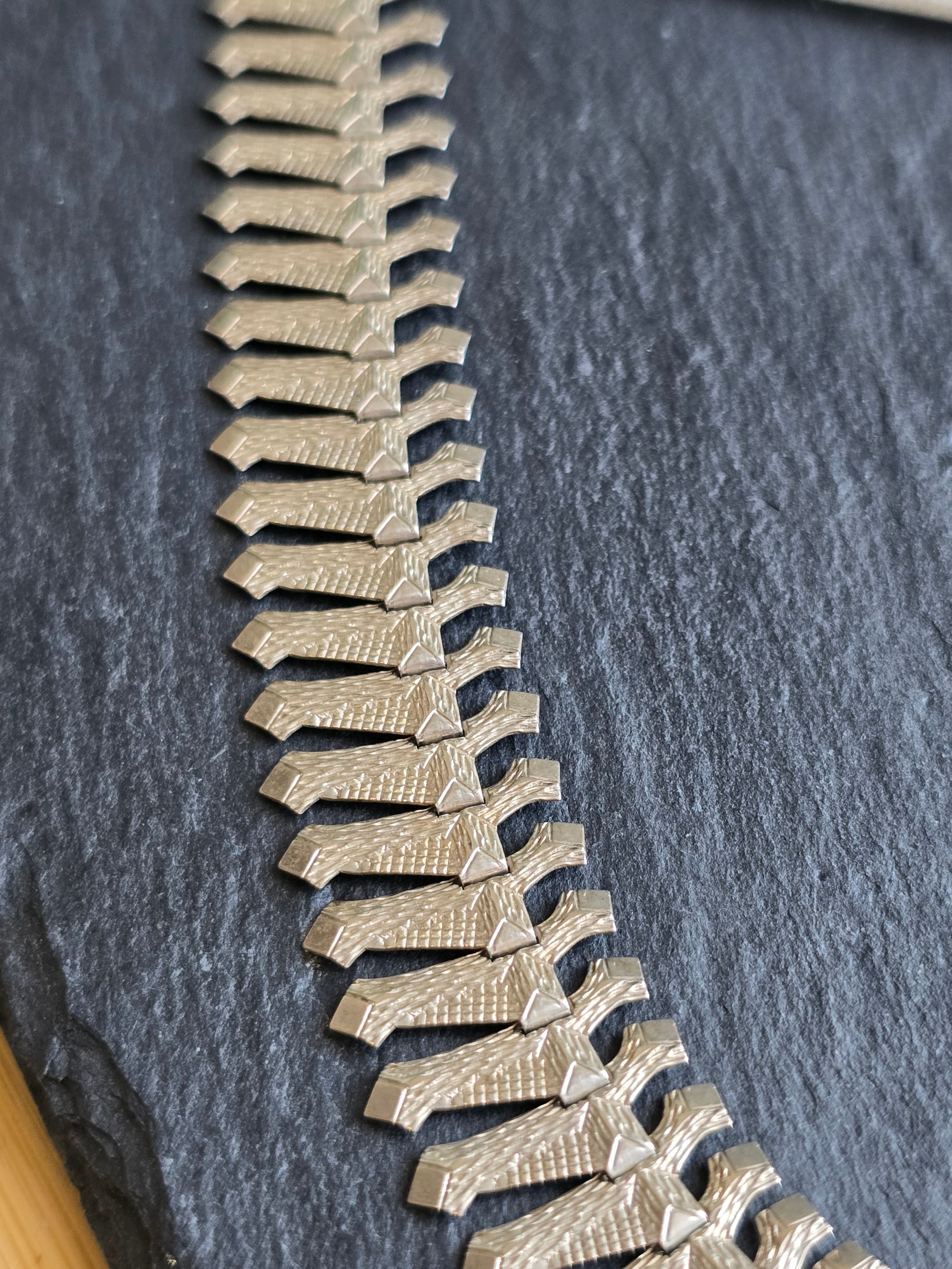 Vintage Sterling Silver Textured Articulated Fringe Necklace, Mid Century Etched Modern Chevron Link Collar