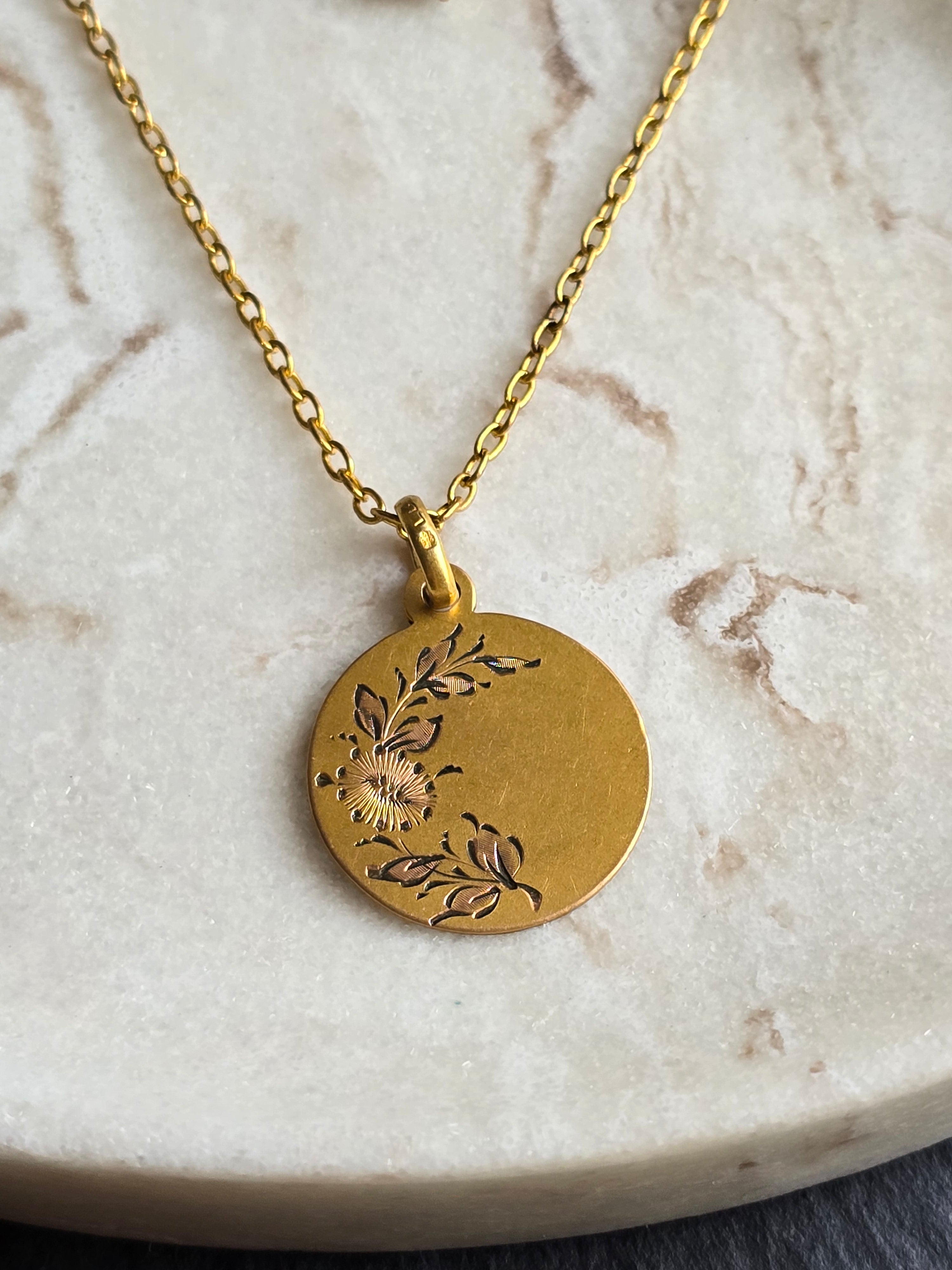 Vintage Gold Tone Floral Engraved Pendant Necklace, Minimalist Jewellery